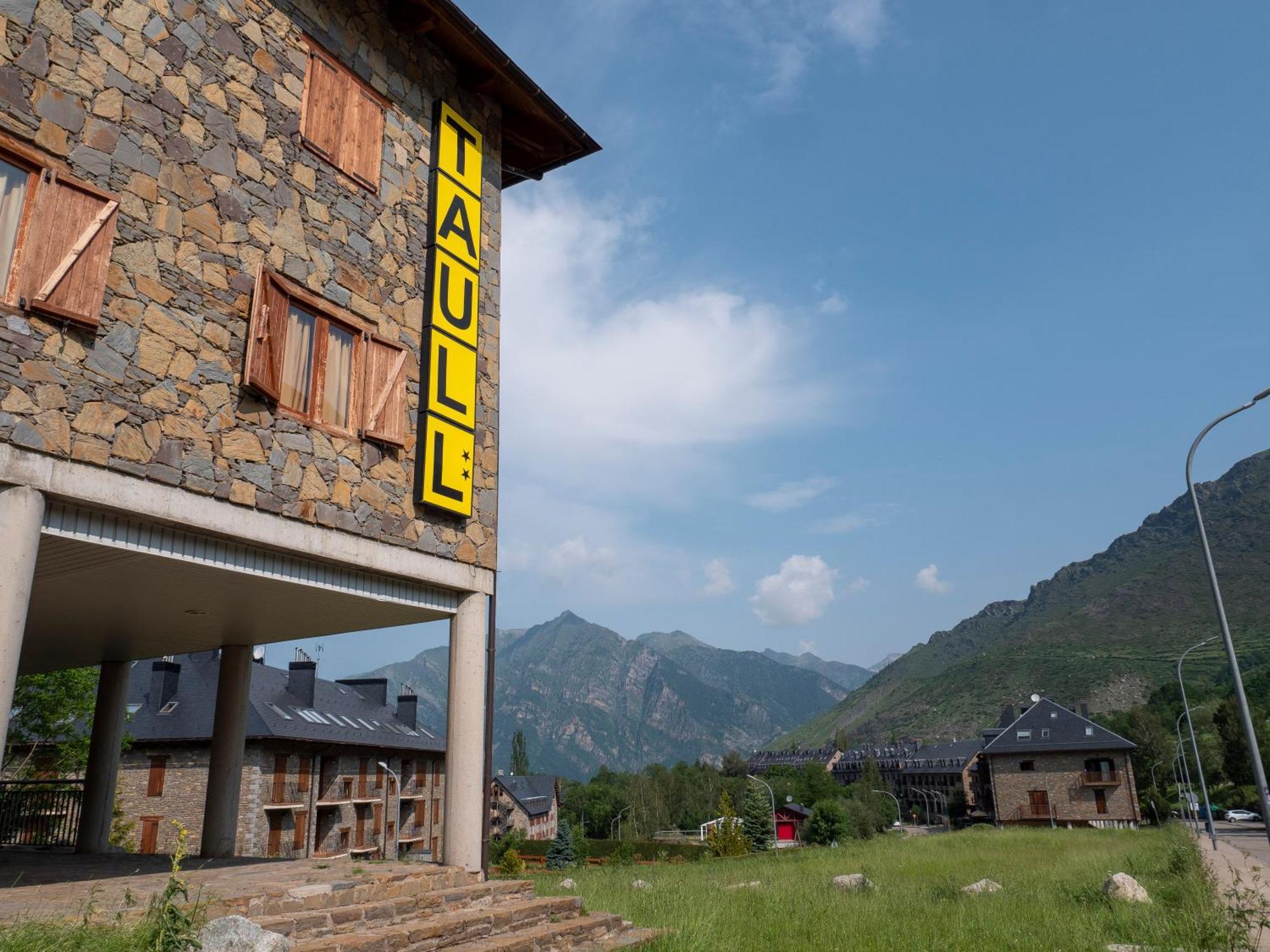 Hotel Tauell Pla de l'Ermita Exterior photo