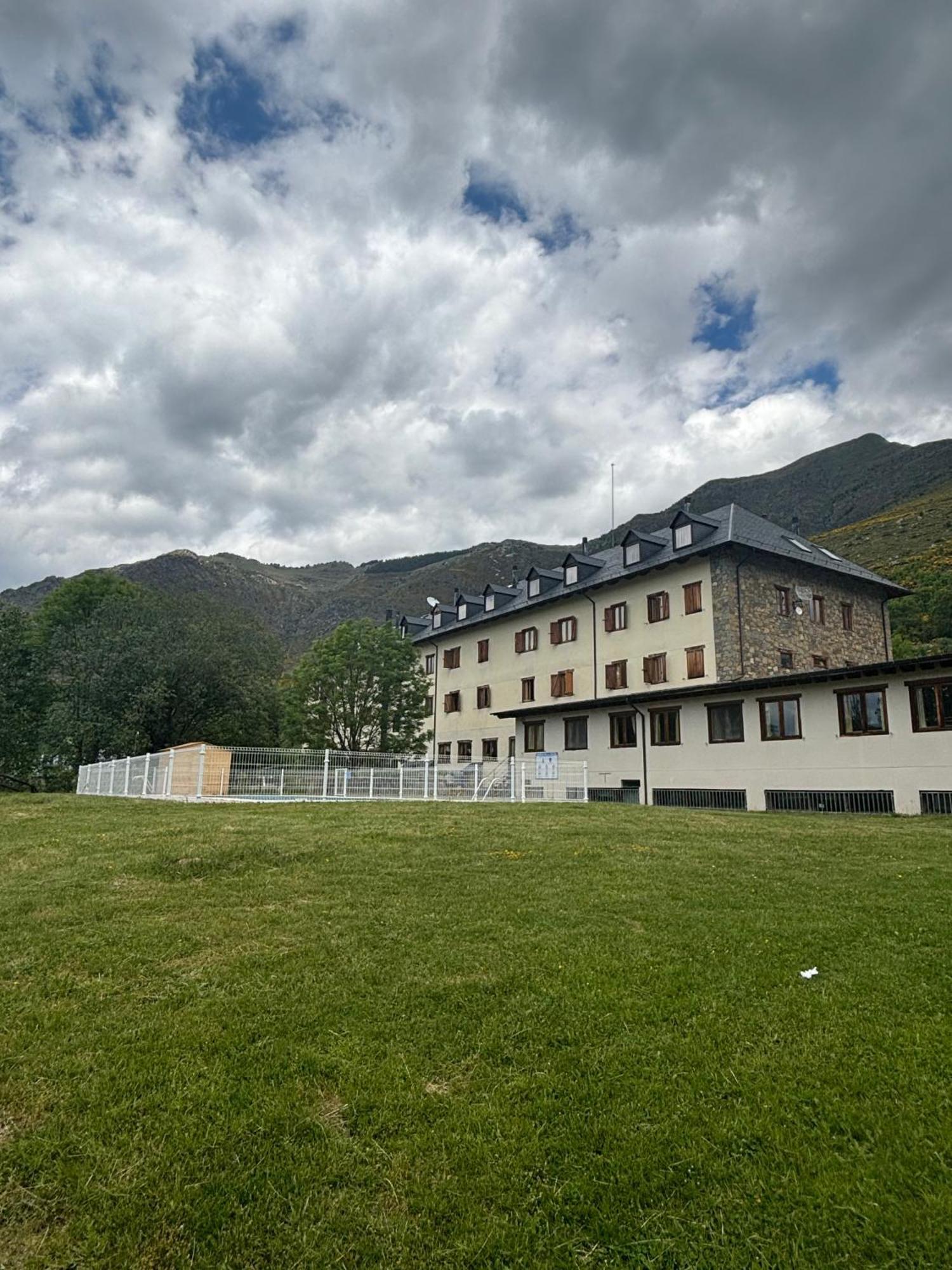 Hotel Tauell Pla de l'Ermita Exterior photo